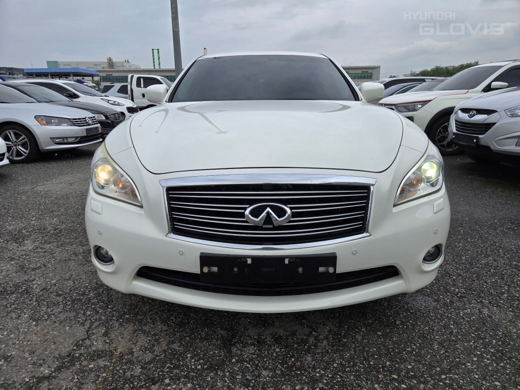 INFINITY Q70 3.0D