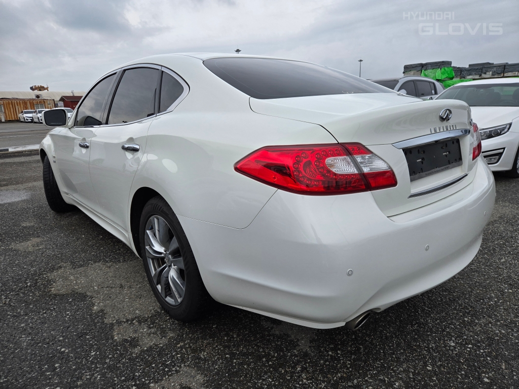 INFINITY Q70 3.0D