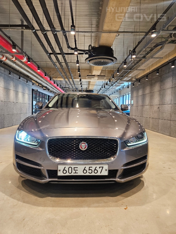 JAGUAR XE 2.0 20d