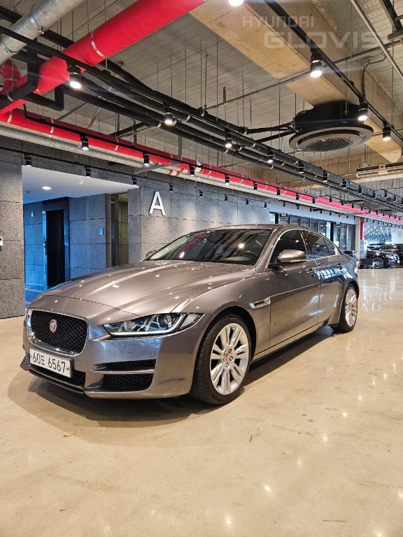 JAGUAR XE 2.0 20d