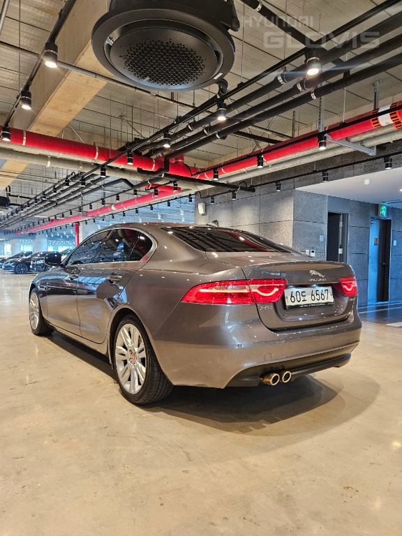 JAGUAR XE 2.0 20d