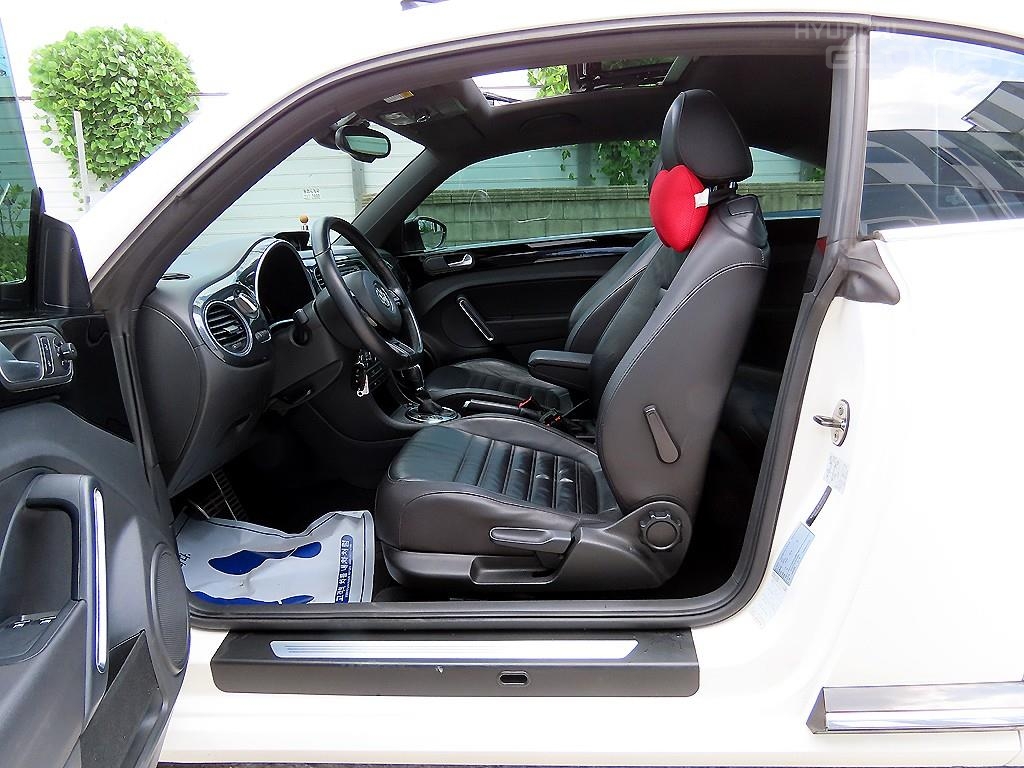 VOLKSWAGEN The Beetle 2.0 TDI