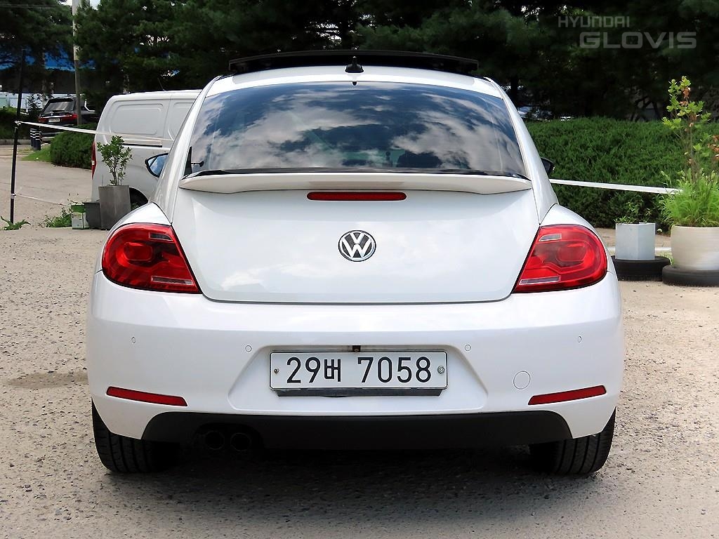 VOLKSWAGEN The Beetle 2.0 TDI