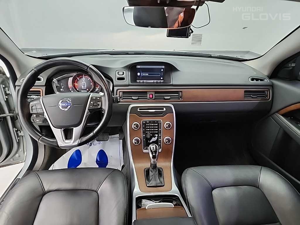 VOLVO XC70 D4