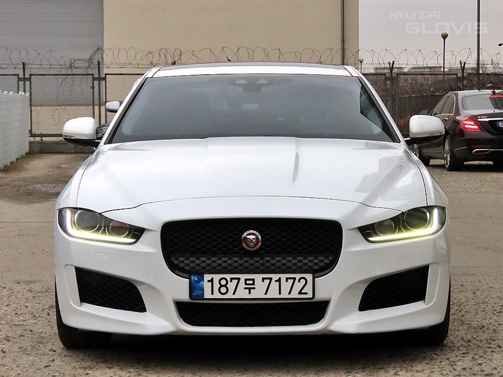 JAGUAR XE 2.0 20t