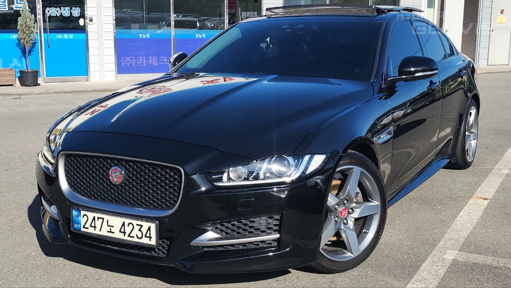 JAGUAR XE 2.0 20d