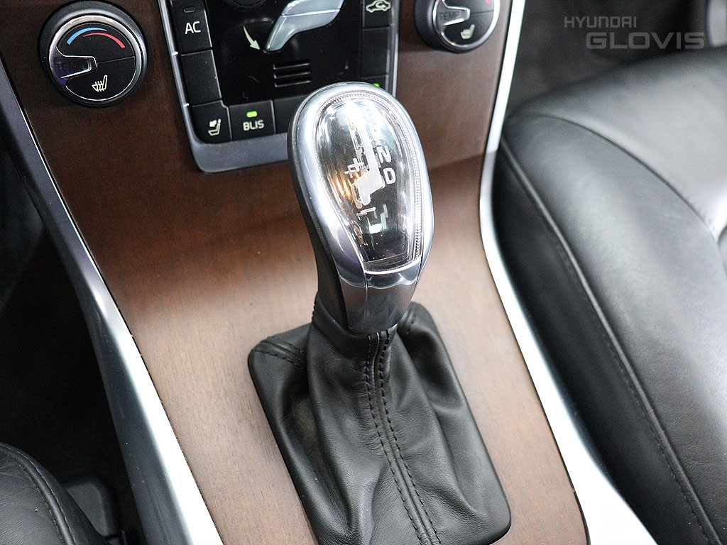 VOLVO S80 (2nd Generation) D4