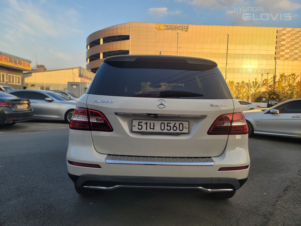 BENZ M-Class (3rd Generation) ML350 BlueTEC 4Matic