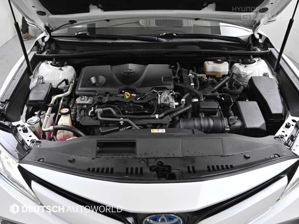 TOYOTA Camry (10th Generation) 2.5 Hybrid