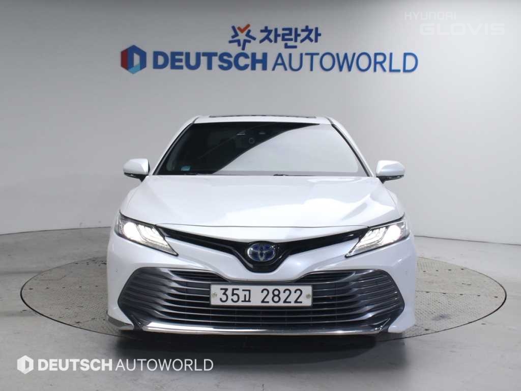 TOYOTA Camry (10th Generation) 2.5 Hybrid