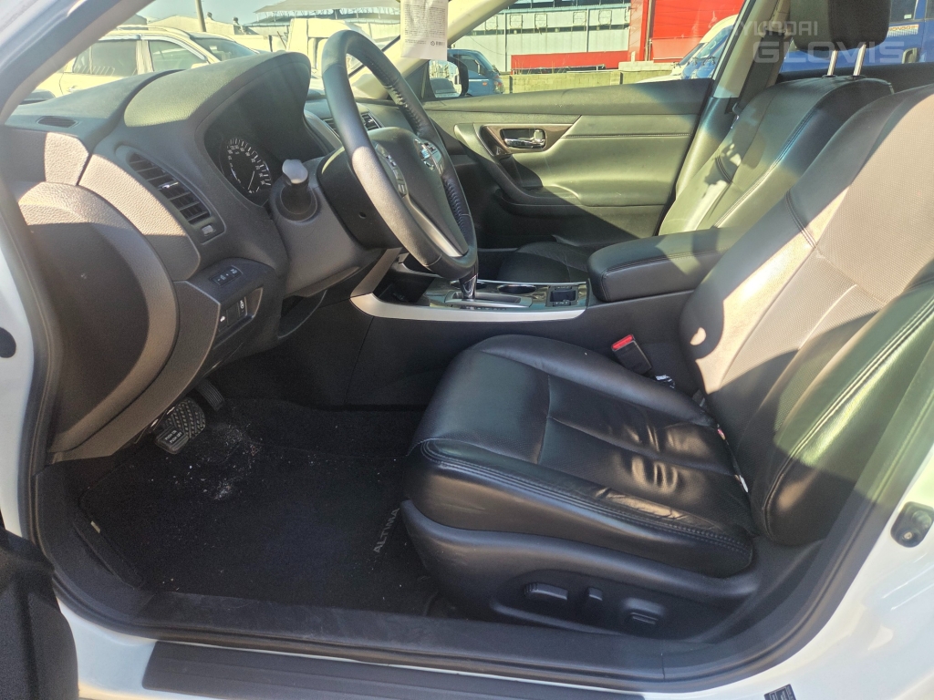 NISSAN Altima (5th Generation) 2.5