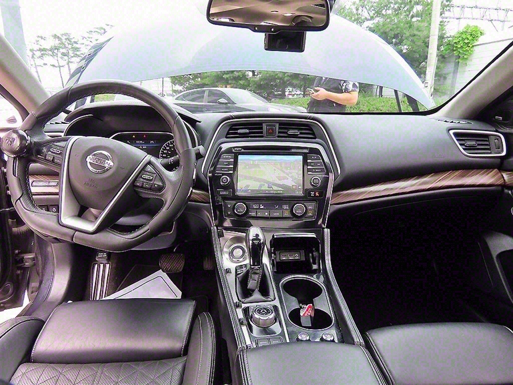 NISSAN Maxima 3.5