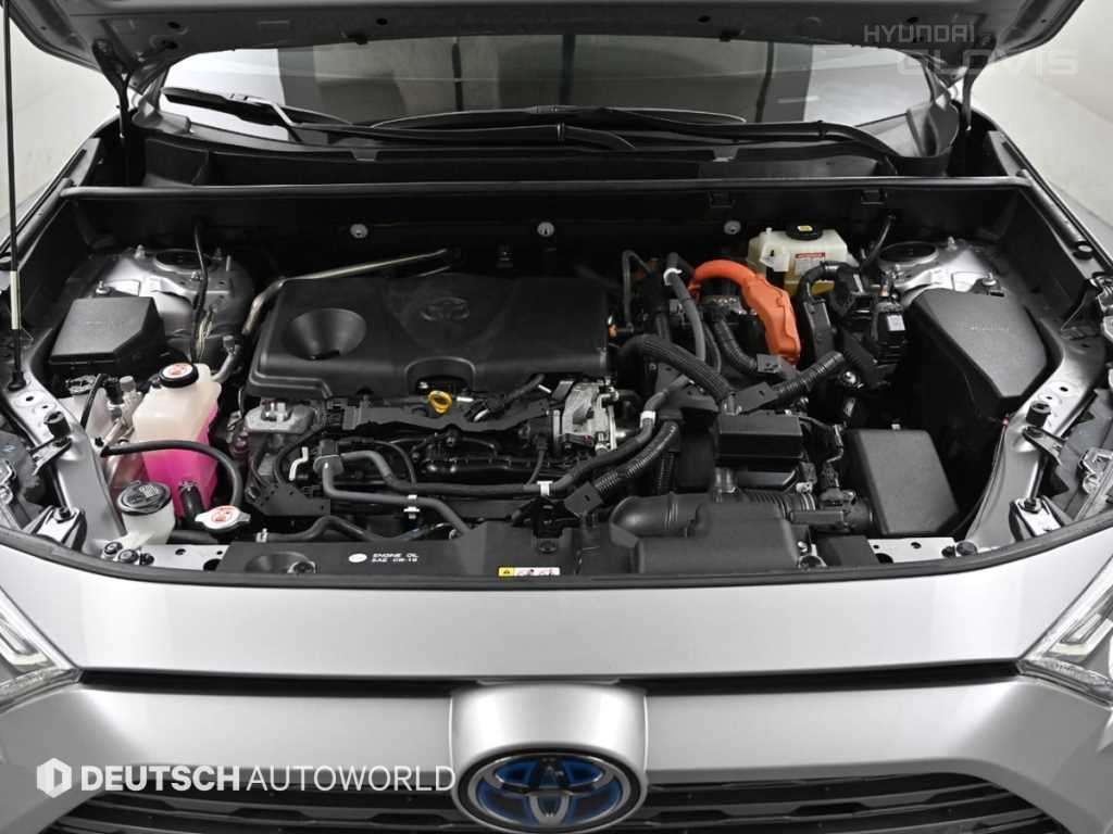 TOYOTA RAV4 (5th Generation) 2.5 AWD Hybrid