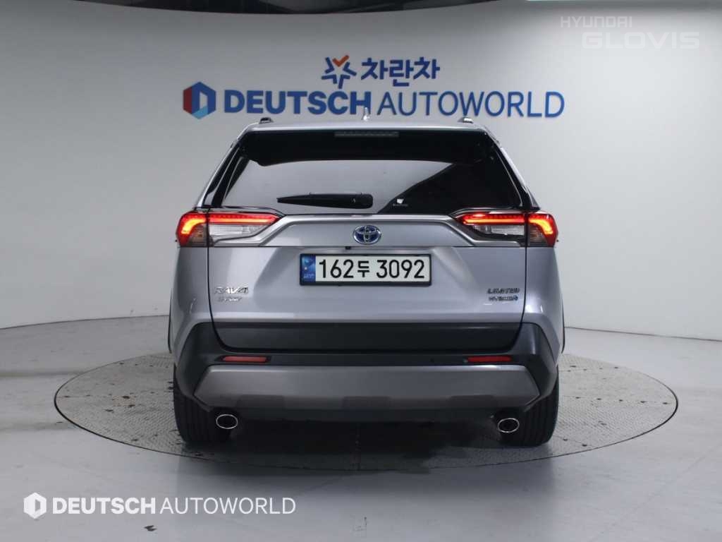 TOYOTA RAV4 (5th Generation) 2.5 AWD Hybrid