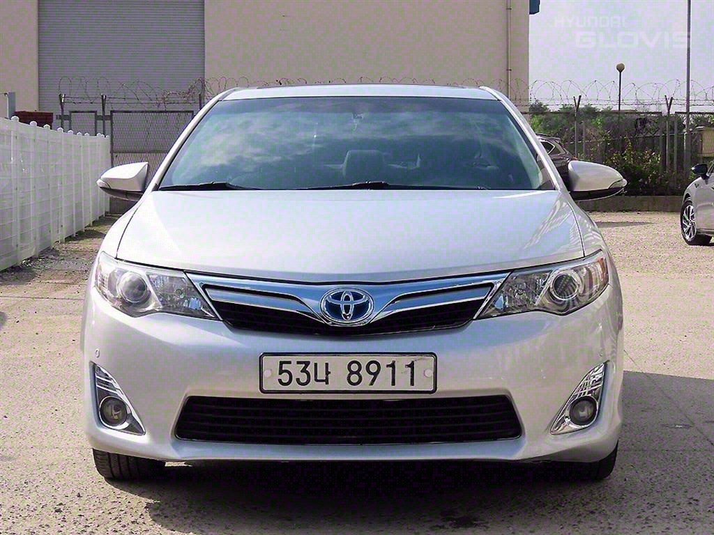 TOYOTA Camry (9th Generation) 2.5 Hybrid