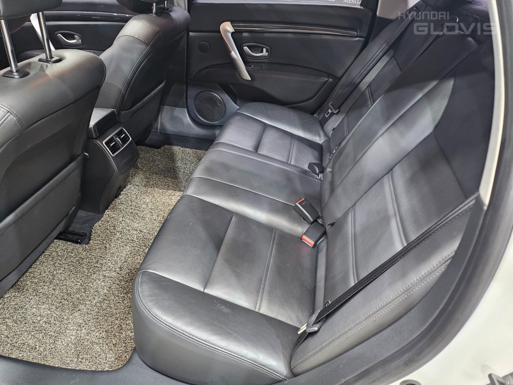 RENAULT(SAMSUNG) New SM7 Nova 2.0 LPe