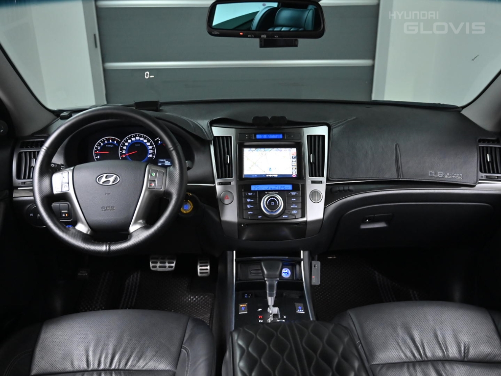 HYUNDAI Veracruz Diesel 2WD
