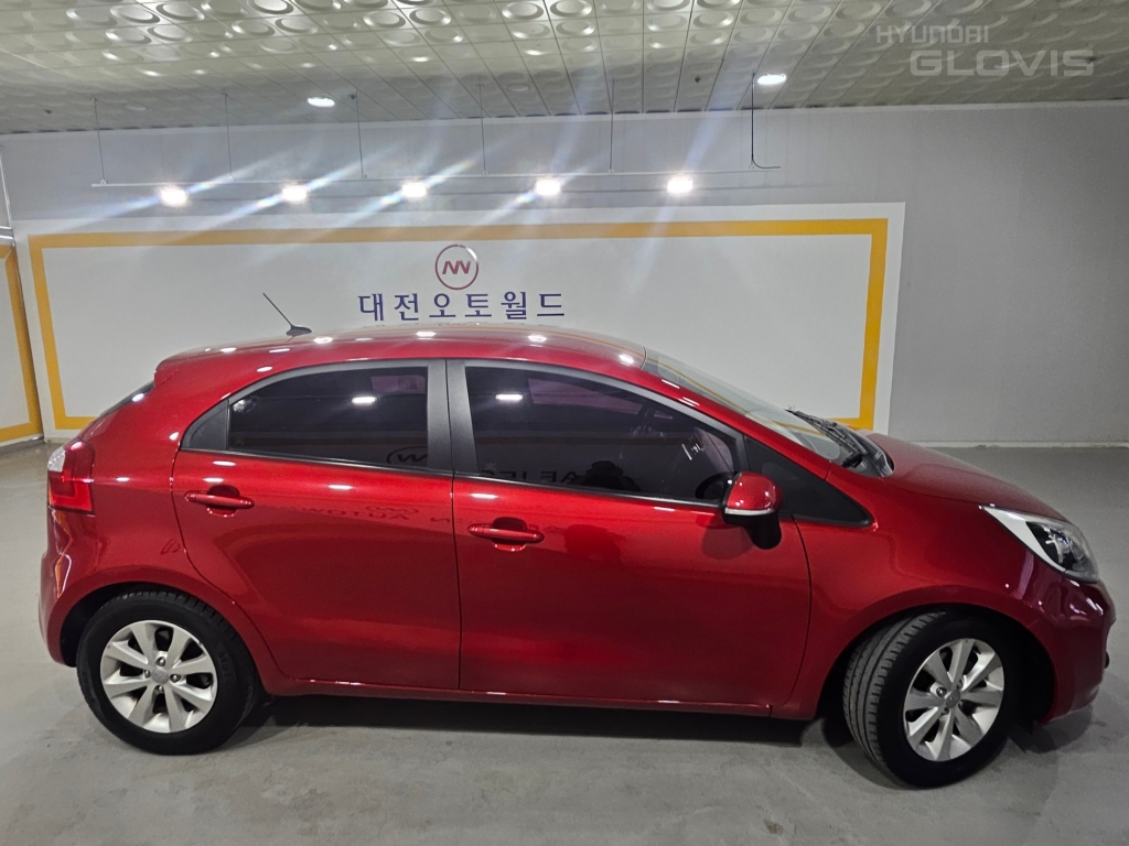 KIA All New Pride 5Door 1.6 GDI