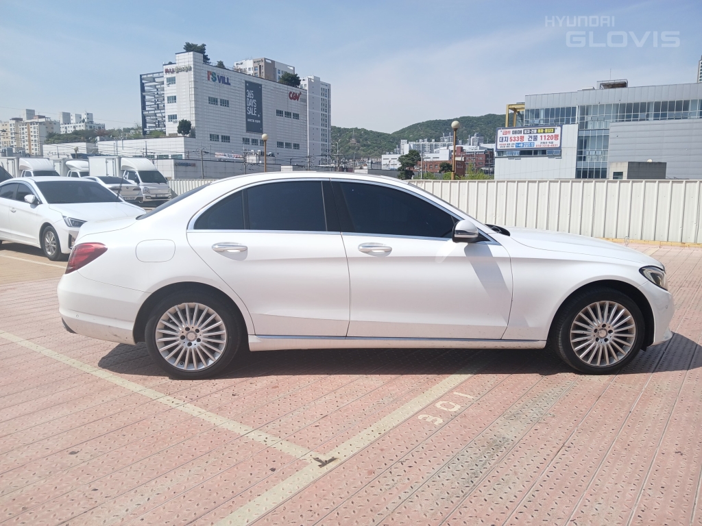 BENZ C-Class (4th Generation) C220 D