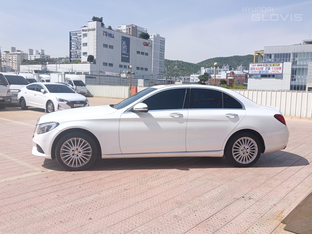 BENZ C-Class (4th Generation) C220 D