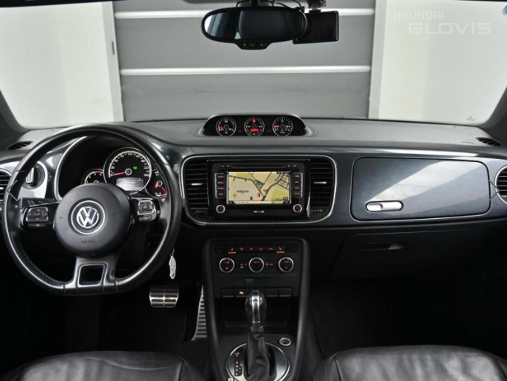 VOLKSWAGEN The Beetle 2.0 TDI