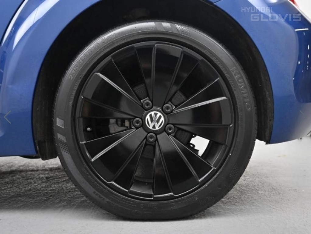 VOLKSWAGEN The Beetle 2.0 TDI
