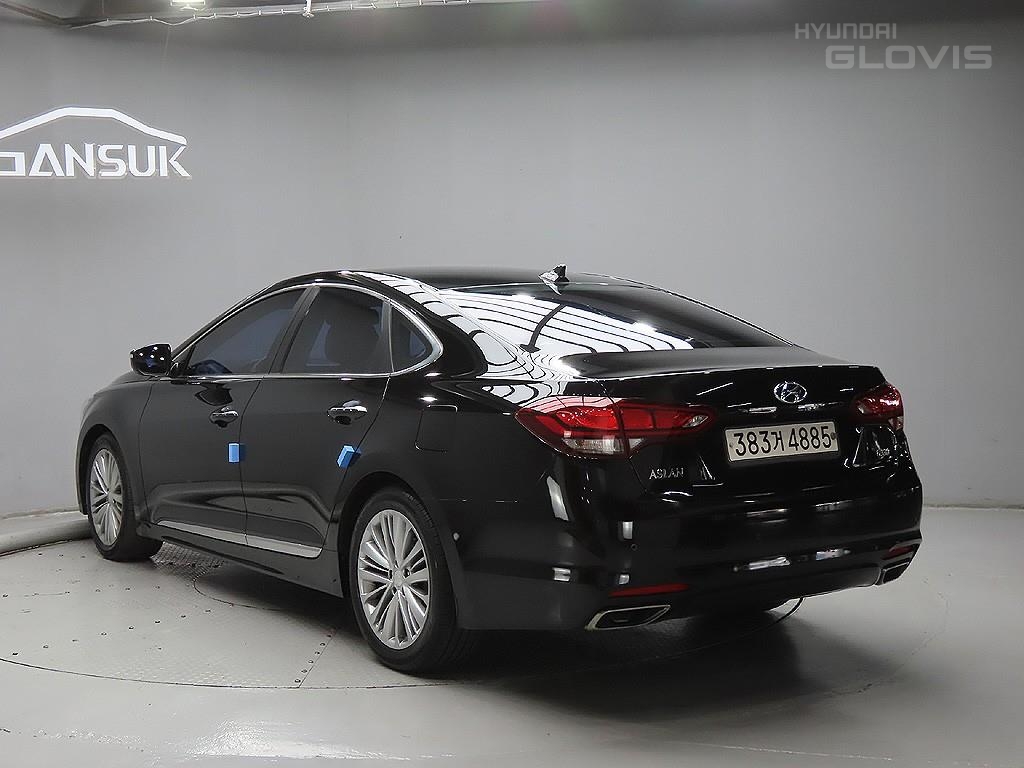 HYUNDAI Aslan G330
