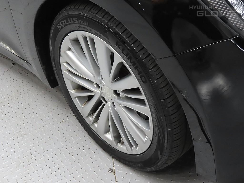 HYUNDAI Aslan G330