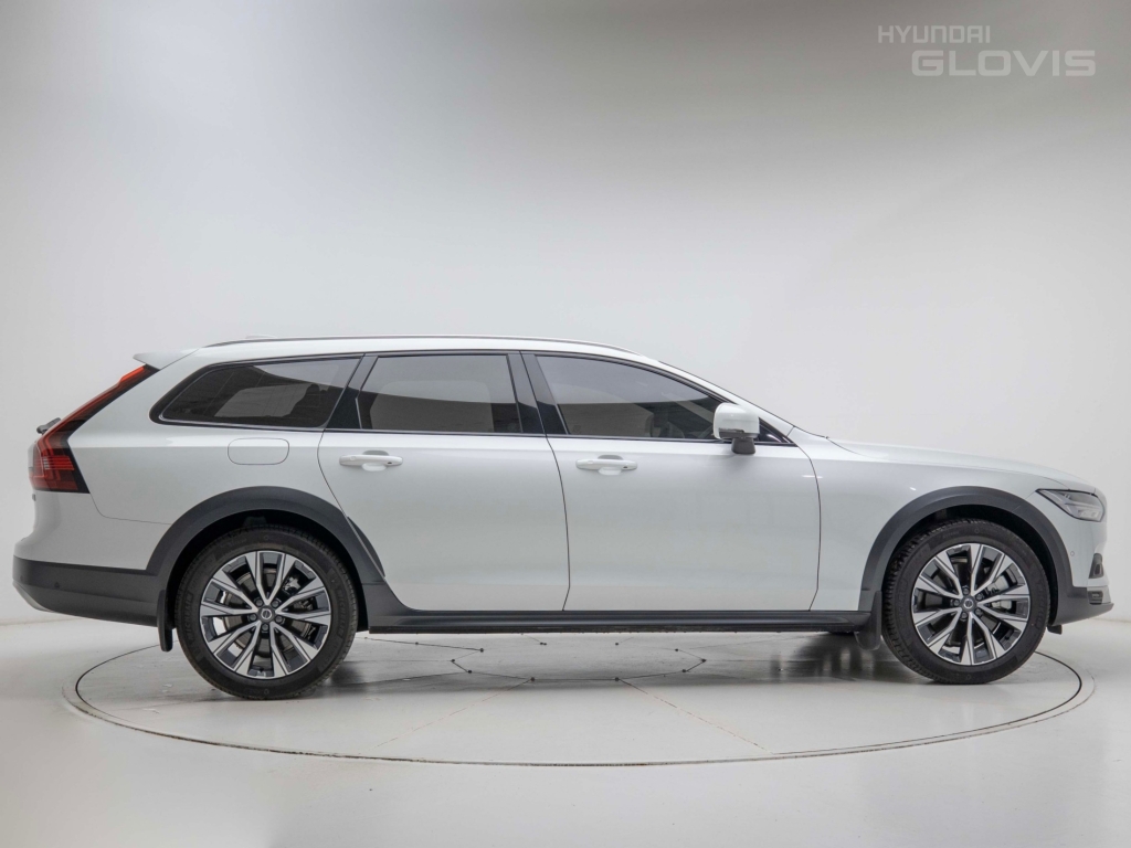 VOLVO V90 Cross Country 2.0 B5 AWD