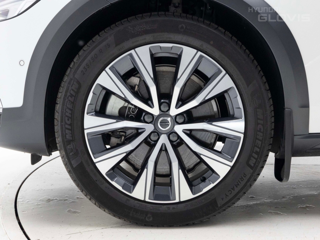 VOLVO V90 Cross Country 2.0 B5 AWD