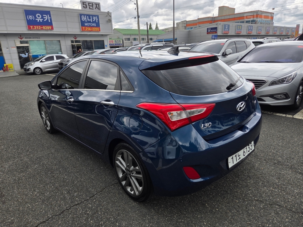 HYUNDAI The New I30 2.0 GDI