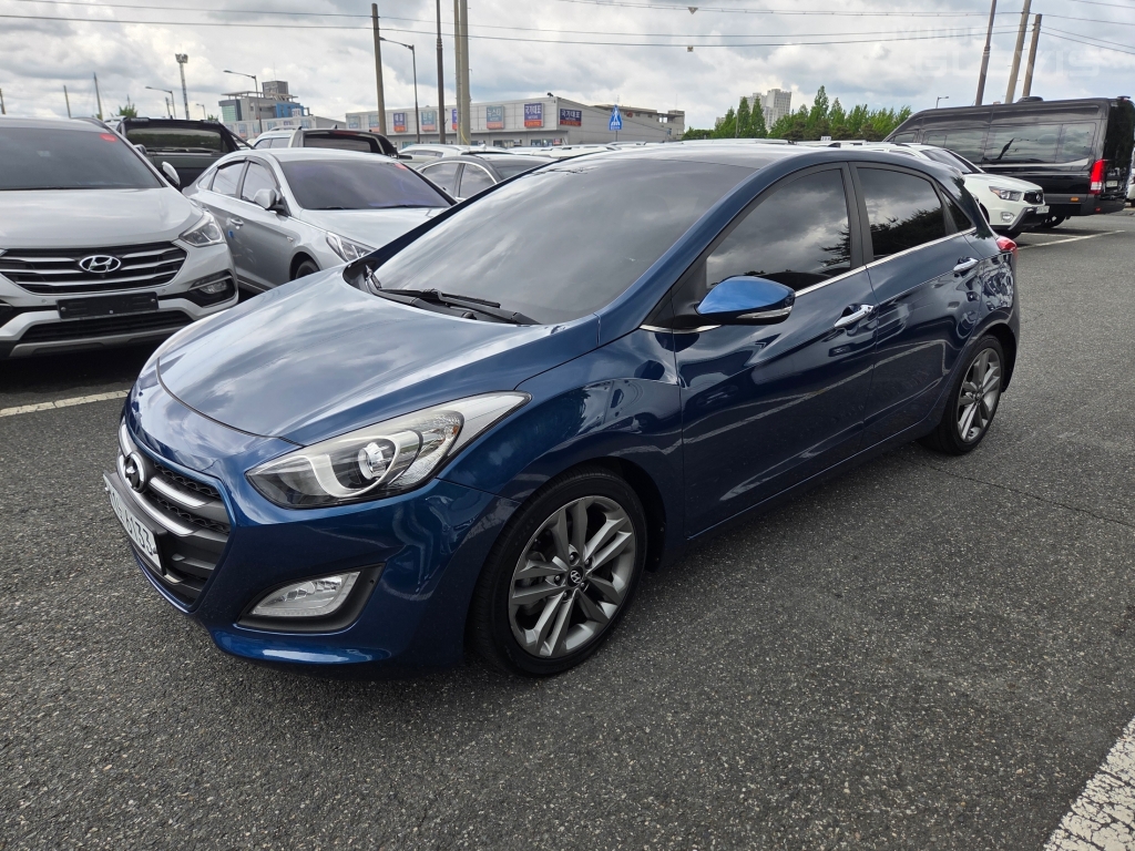 HYUNDAI The New I30 2.0 GDI