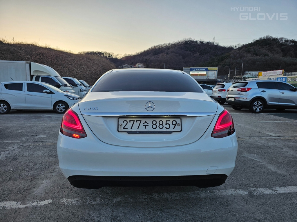 BENZ C-Class (4th Generation) C200