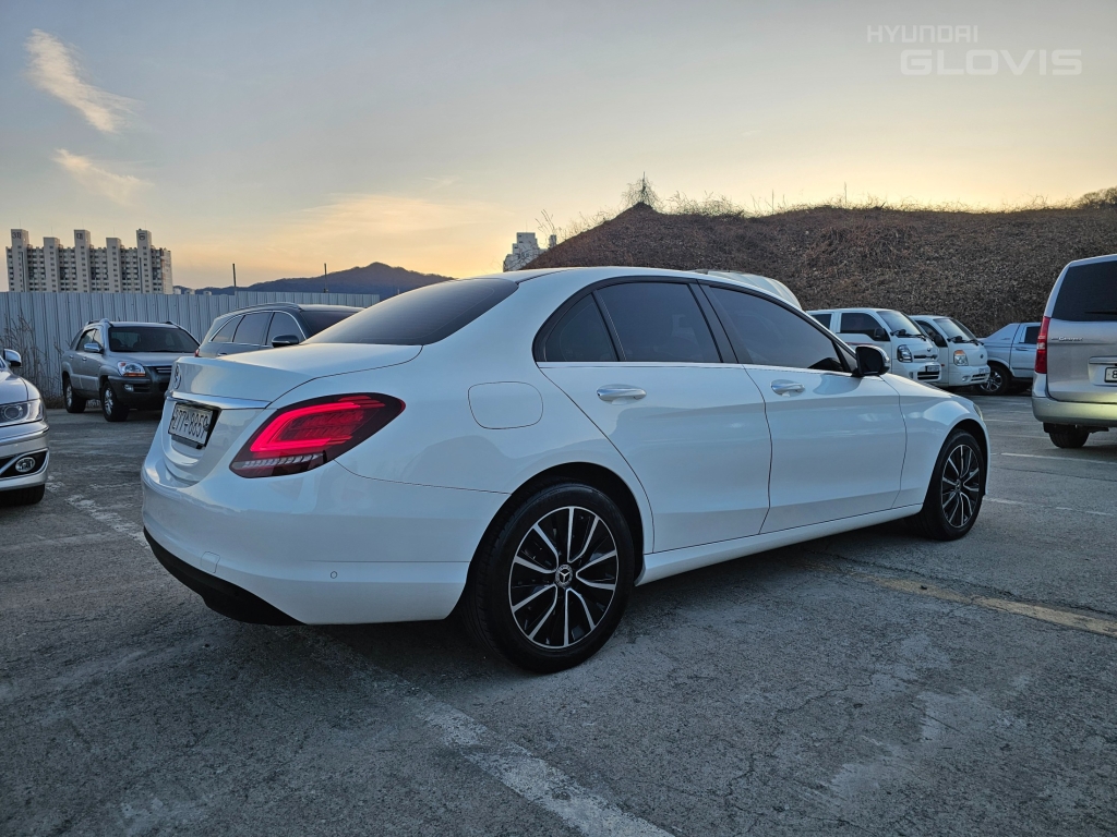 BENZ C-Class (4th Generation) C200