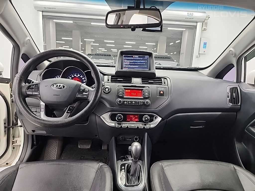 KIA All New Pride 4Door 1.6 GDI