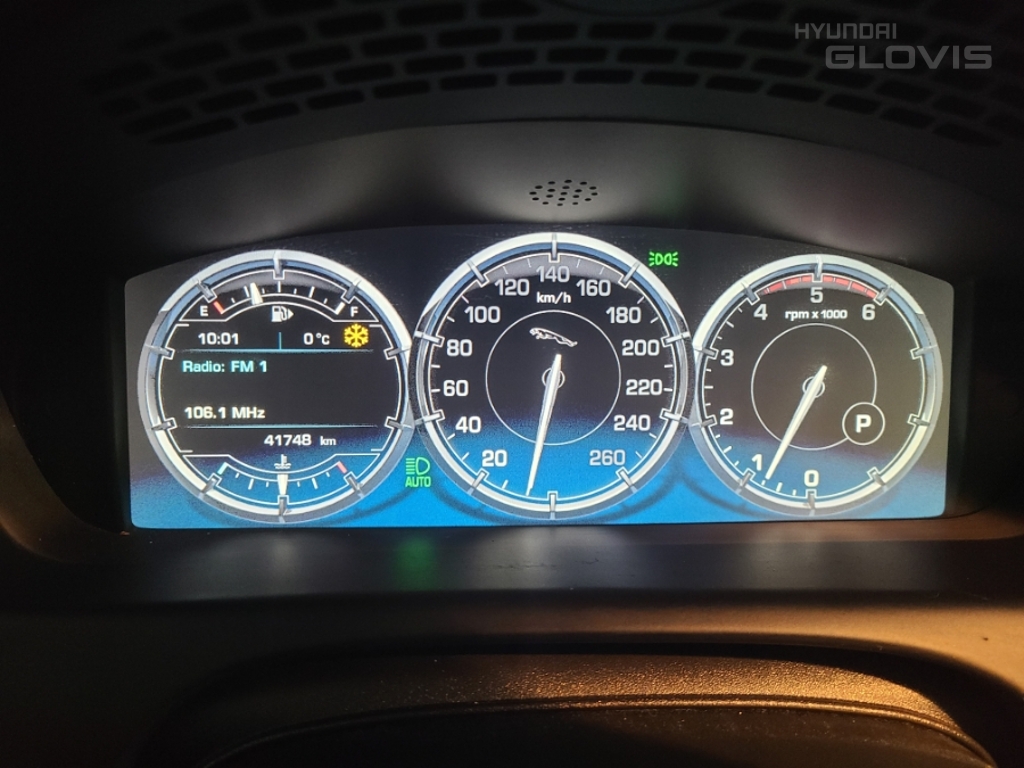JAGUAR XJ (8th Generation) 3.0D LWB