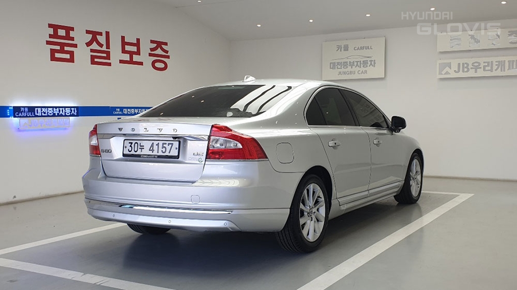 VOLVO S80 (2nd Generation) D2