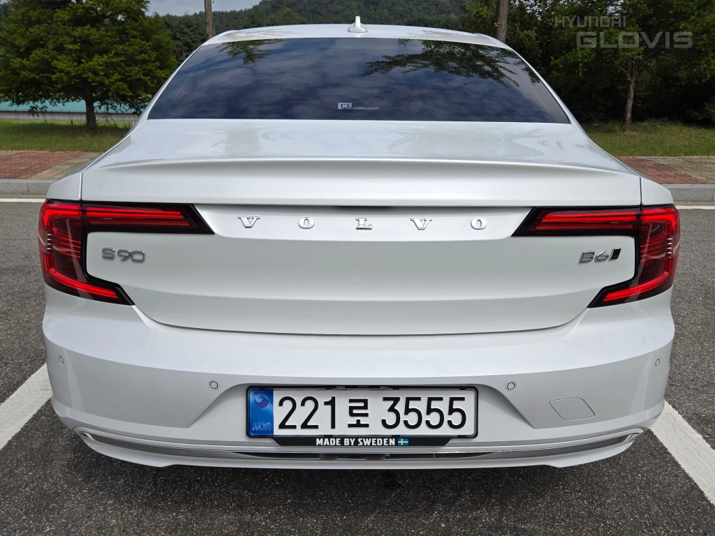VOLVO The New S90 B6 AWD