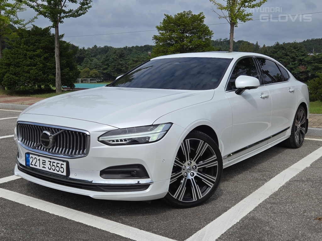 VOLVO The New S90 B6 AWD