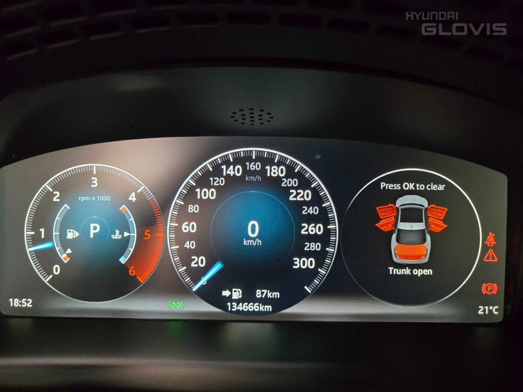 JAGUAR XJ (8th Generation) 3.0D SWB