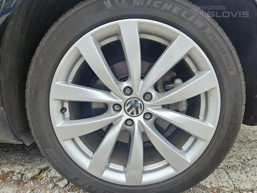 VOLKSWAGEN Phaeton V8 4.2 LWB