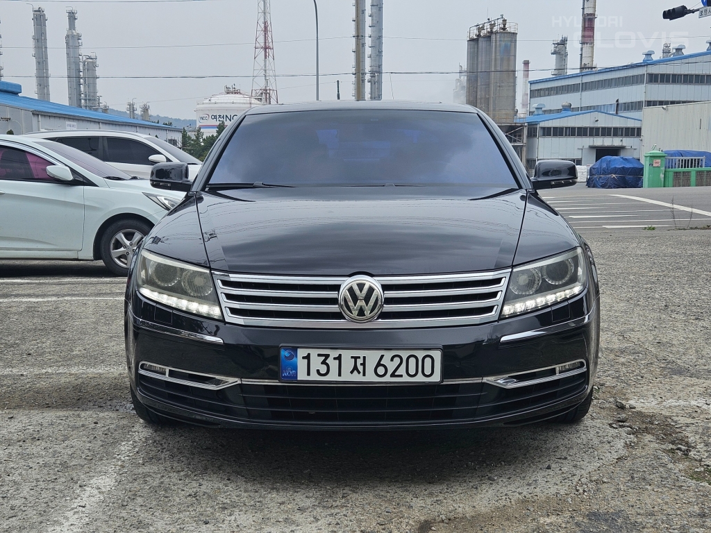 VOLKSWAGEN Phaeton V8 4.2 LWB