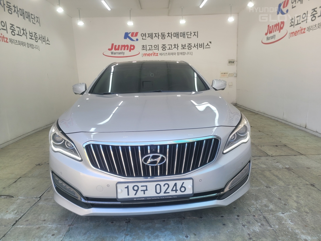 HYUNDAI Aslan G300
