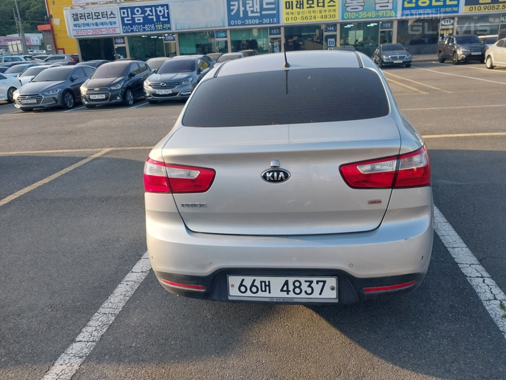 KIA All New Pride 4Door 1.6 GDI