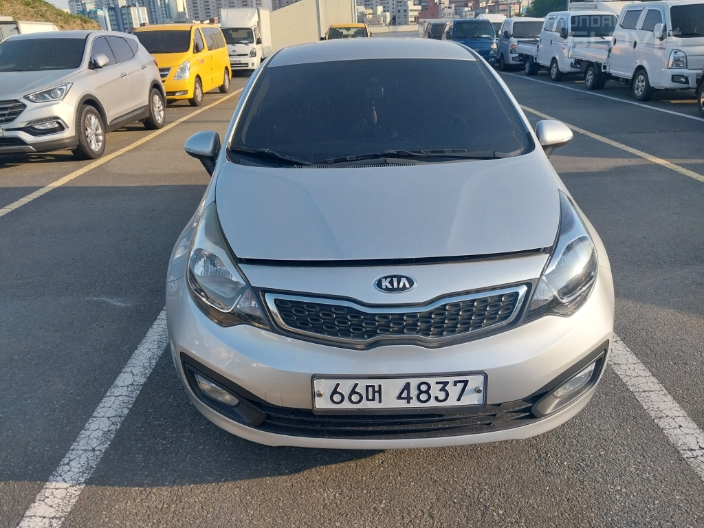 KIA All New Pride 4Door 1.6 GDI