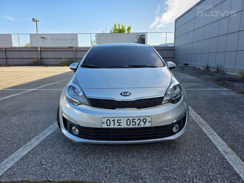 KIA The New Pride 4Door 1.4 MPI