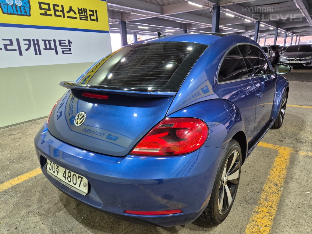 VOLKSWAGEN The Beetle 2.0 TDI