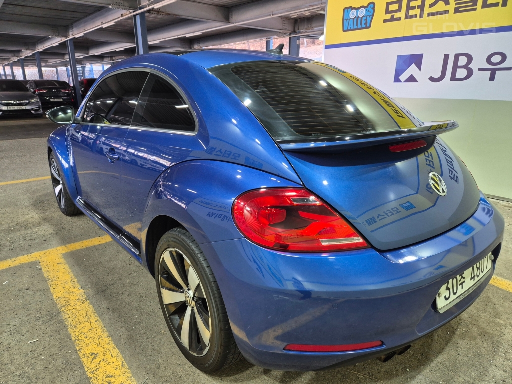 VOLKSWAGEN The Beetle 2.0 TDI