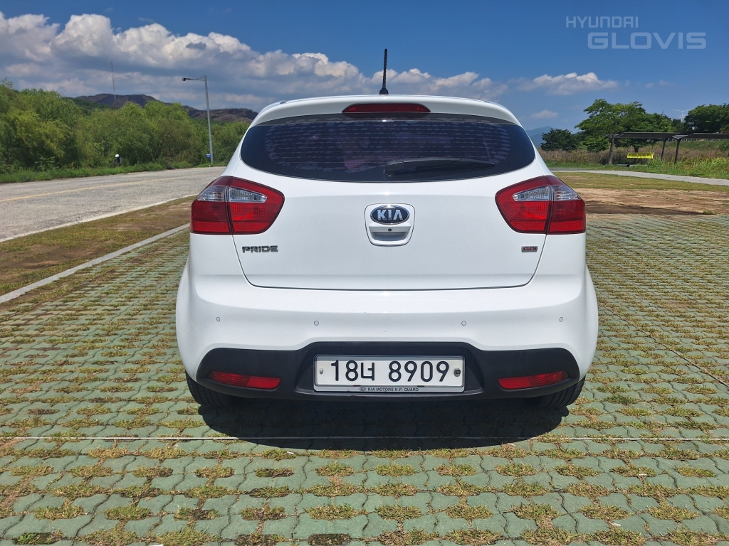KIA All New Pride 5Door 1.6 GDI