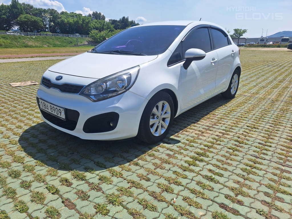 KIA All New Pride 5Door 1.6 GDI